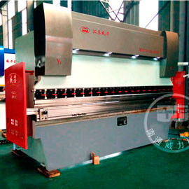 车厢数控折弯机